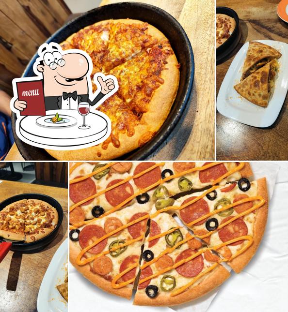 Food at Pizza Hut Canara Mall, Manipal