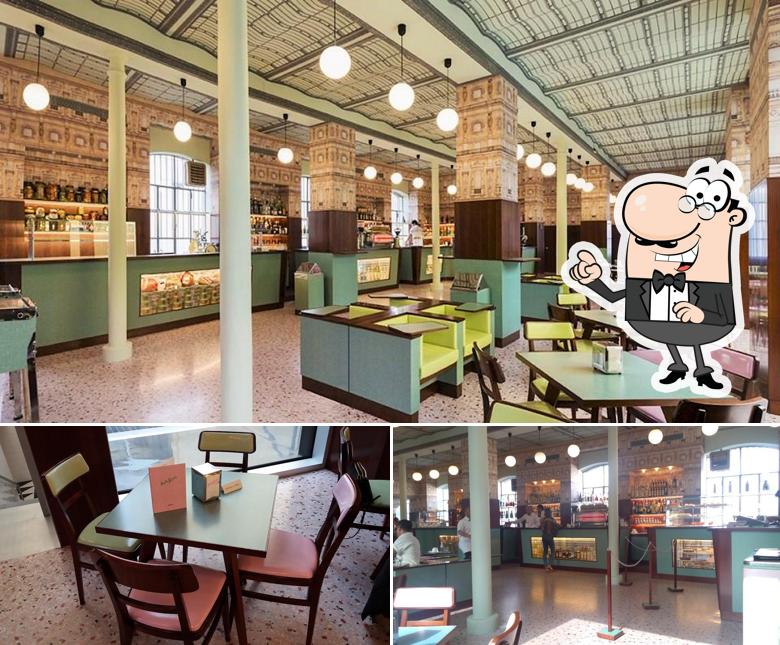 Siediti a un tavolo di Bar Luce
