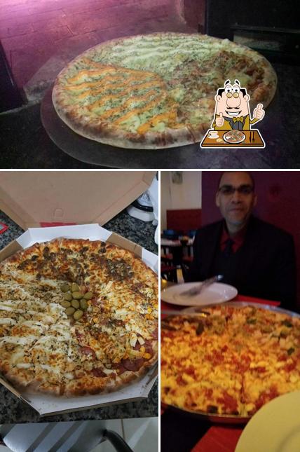 Peça diferentes tipos de pizza