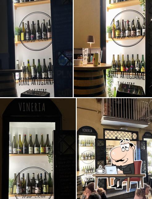Dai un'occhiata agli interni di Puteca Wine Bar