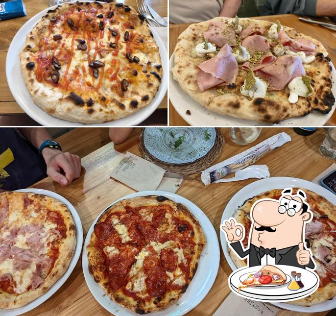 Get pizza at Il Cortile - La Eliana