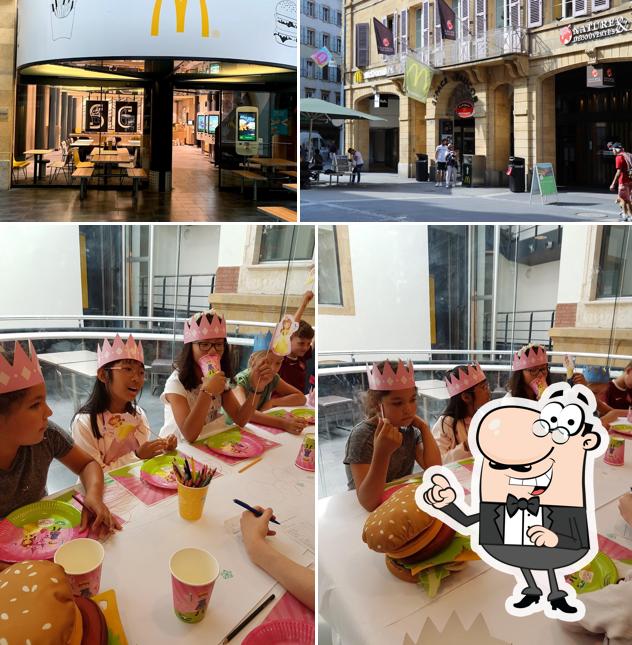 L'intérieur de McDonald’s