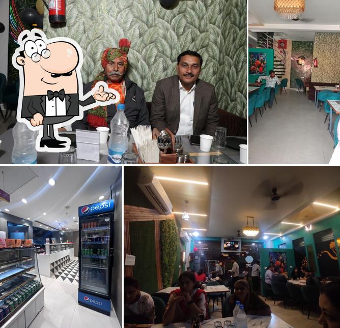 FLAVOURS RESTAURANT { PURE VEG BEST RESTAURANT MATHURA }