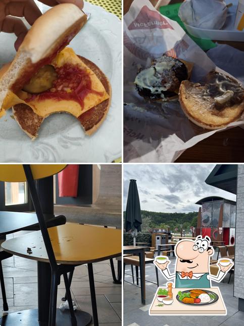 La photo de la nourriture et intérieur de McDonald's’s