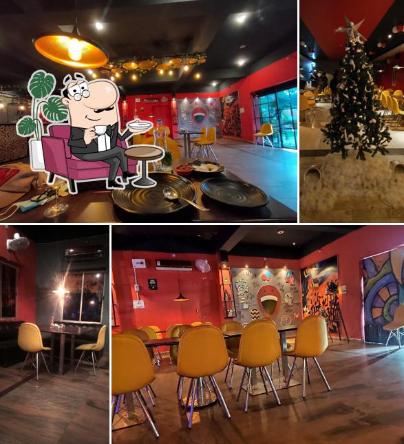 The interior of Hunger Vunger Restaurant