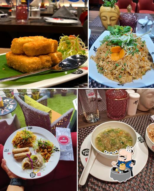 Food at Berco's Tajganj Agra