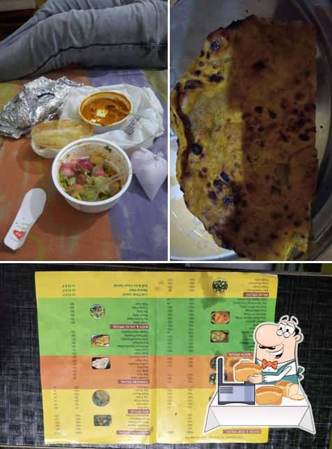 Garlic bread at HARI OM DELUXE RASOI, VIJAYPARK, GGN