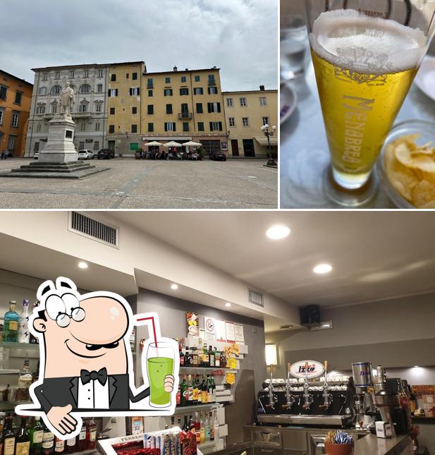 Bar Astra propone un'ampia varietà di drink