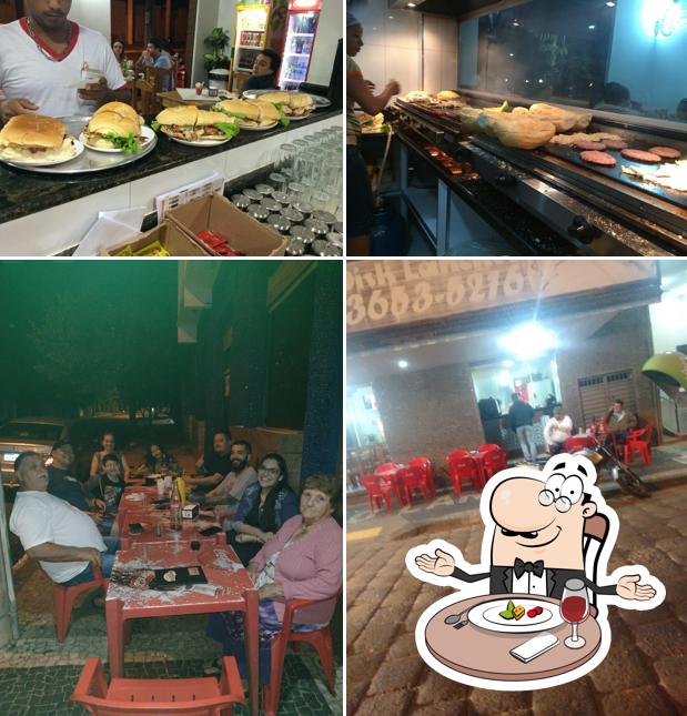 See this pic of Bujão Lanches
