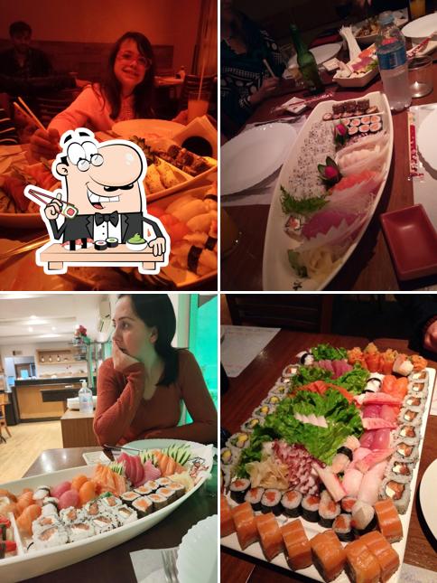 Peça diferentes opções de sushi