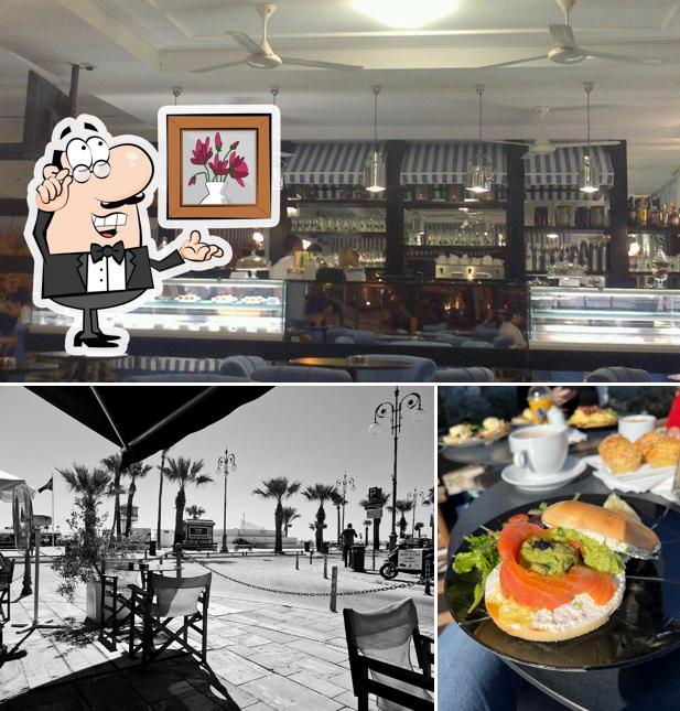 Installez-vous à l'une des tables de Coffee Corner Cafe