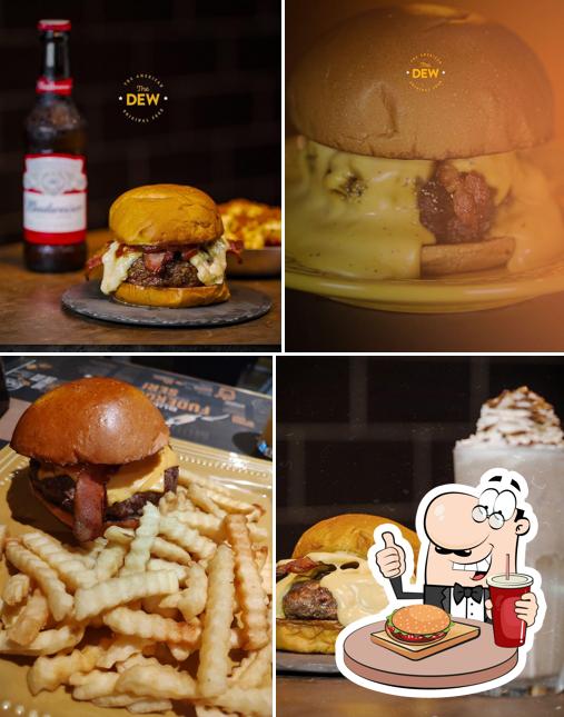 The Dew Burger Hamburgueria serve uma seleção de opções para os amantes dos hambúrgueres