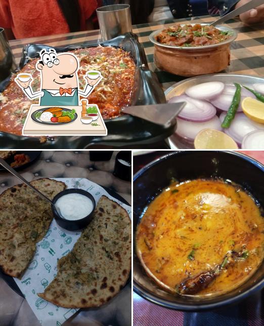 Food at M P Dhaba - Veg Dhaba in Raipur Rooms Available 24*7 Birthday Party Hotel In Tatibandh