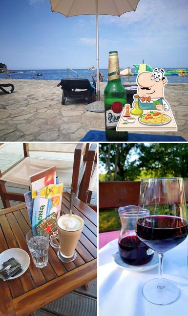 Platti al Beach Bar Jedro