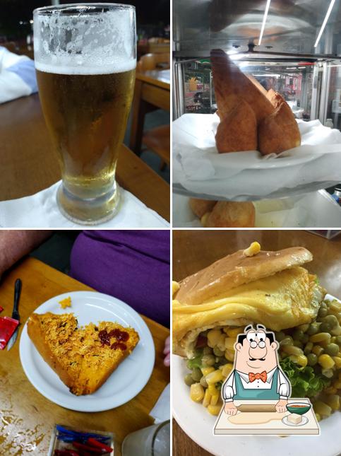 Samosas em Adriano Lanches