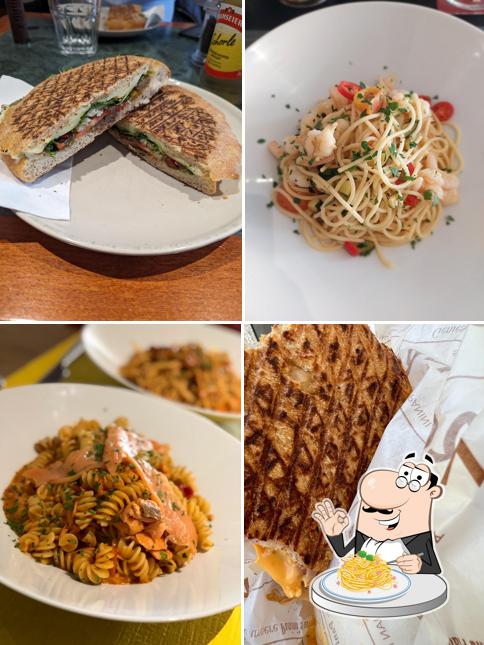 Spaghetti alla carbonara al Panini Bar