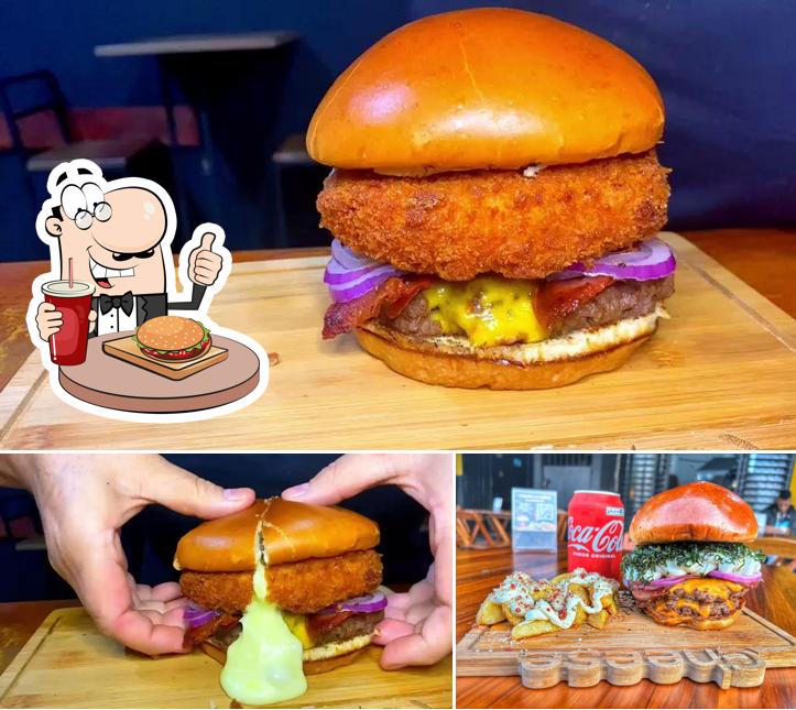Os hambúrgueres do Rústico Burger Artesanal irão saciar uma variedade de gostos