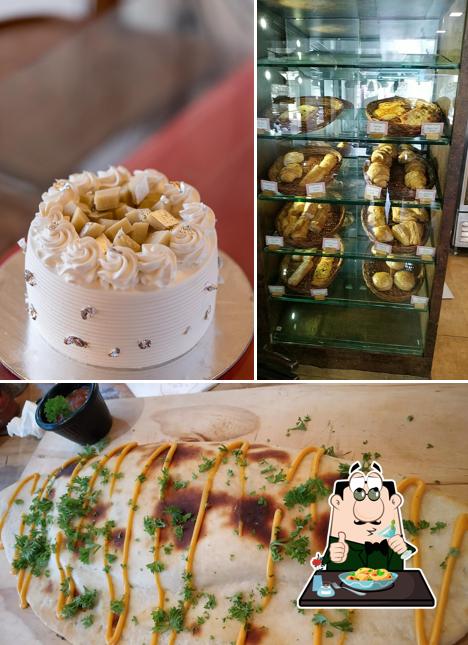 Food at Cream 'N' Crust