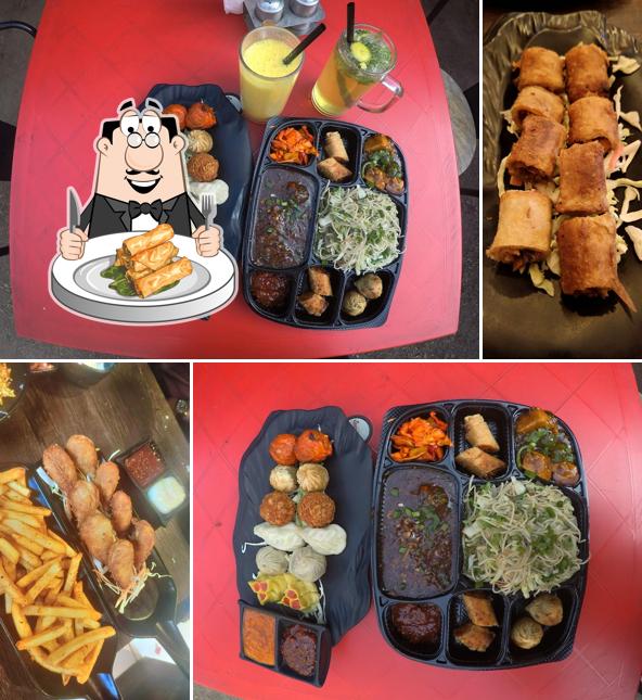 Spring rolls at Rising Bowl