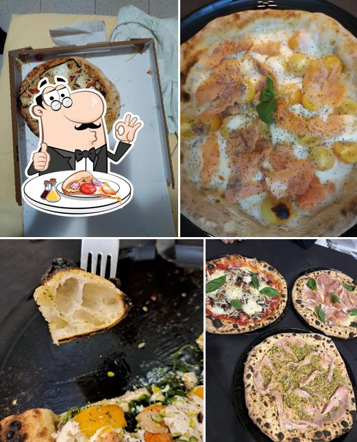 Scegli una pizza a Pekó Acireale