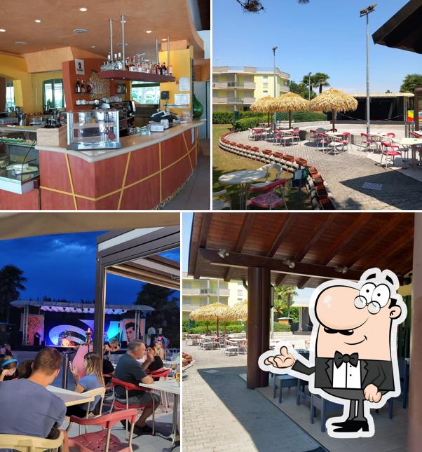 Siediti a un tavolo di Risto-Bar Sporting