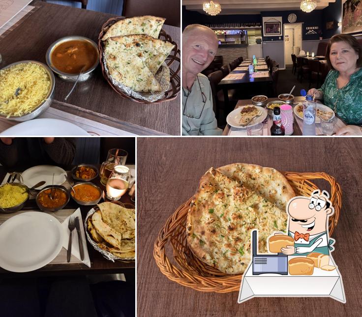 Pain à l'ail à Anmol restaurant