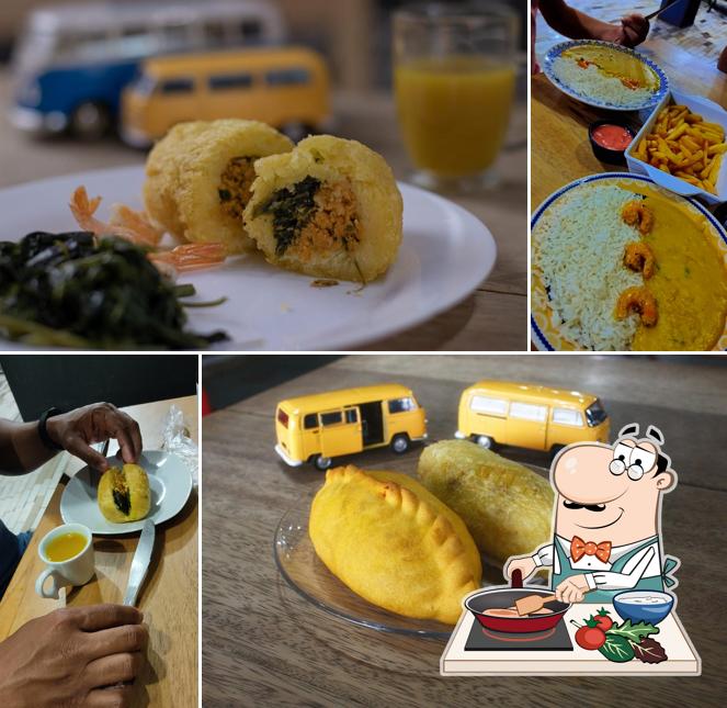 Curry de frango em Tacacá da Kombi ll (zona sul)