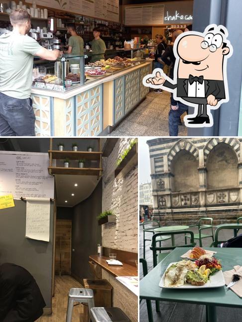 Découvrez l'intérieur de Shake Café