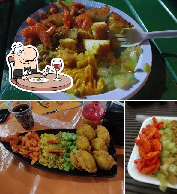 Platos en Acarajé Da Ró