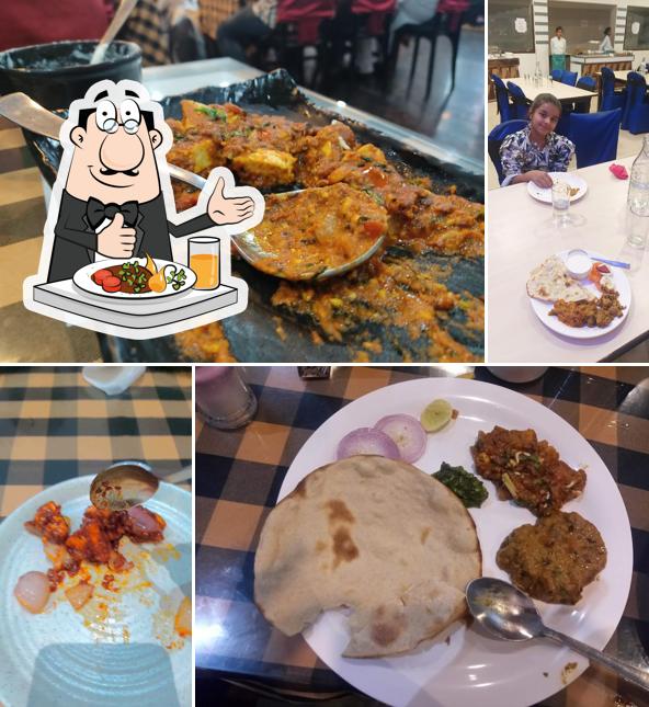 Meals at M P Dhaba - Veg Dhaba in Raipur Rooms Available 24*7 Birthday Party Hotel In Tatibandh