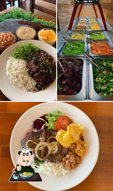 Comida em Restaurante Mistura Brasileira