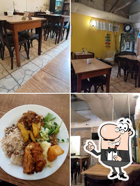 Sente em uma das mesas no Restaurante Sabor Secreto
