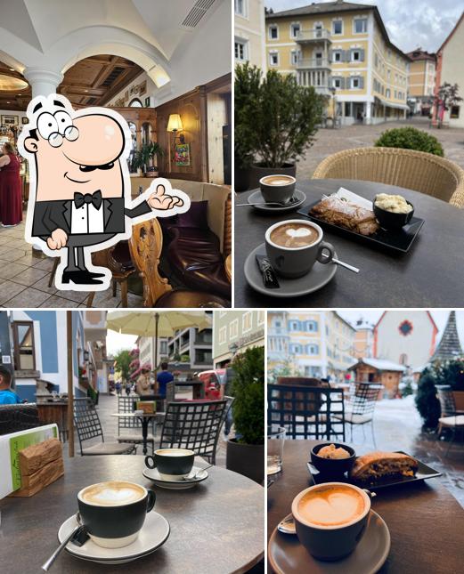 Dai un'occhiata agli interni di Café Corso