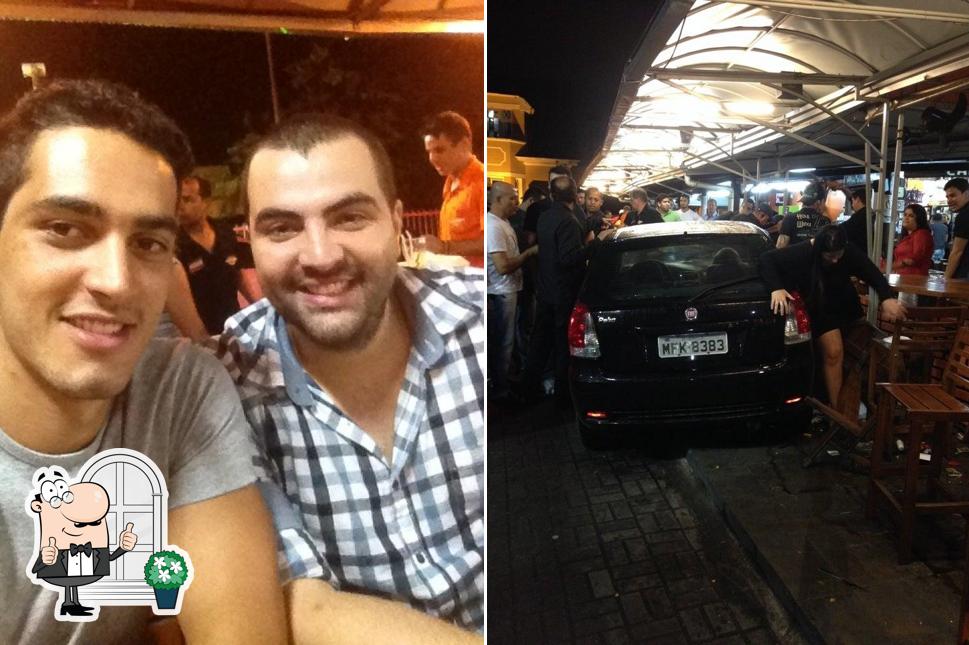 O exterior do Adriano Lanches