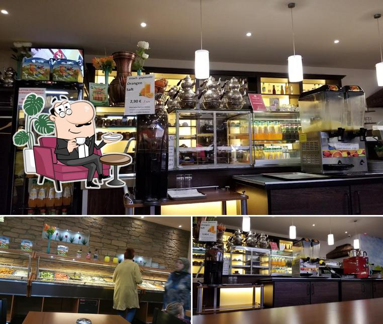 Installez-vous à l'une des tables de Lale Restaurant Mannheim