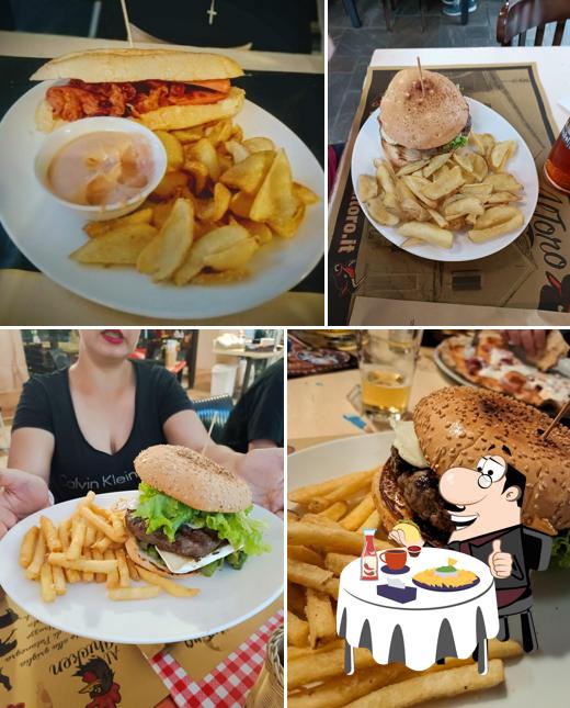 Ordina un hamburger a Birreria Al Toro
