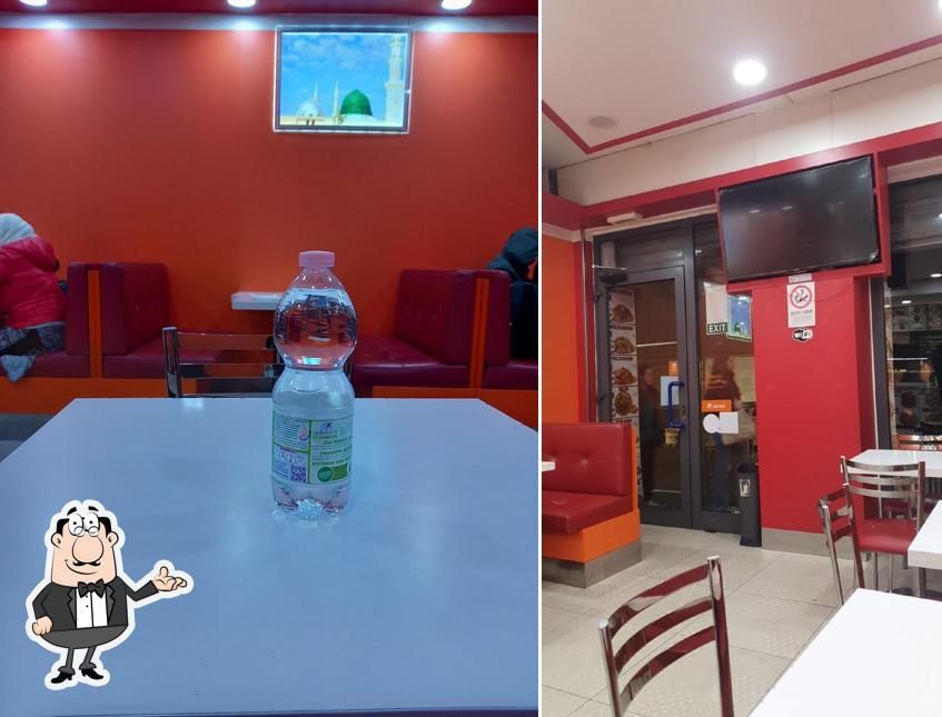Siediti a un tavolo di BD Halal Food