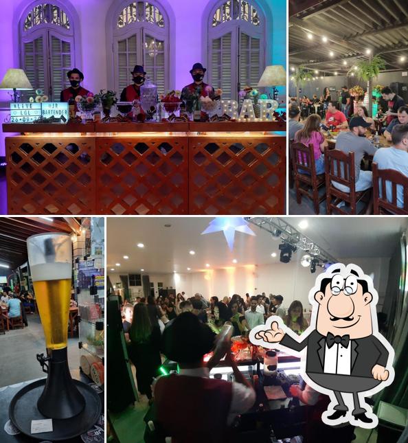 O interior do JR BARTENDER