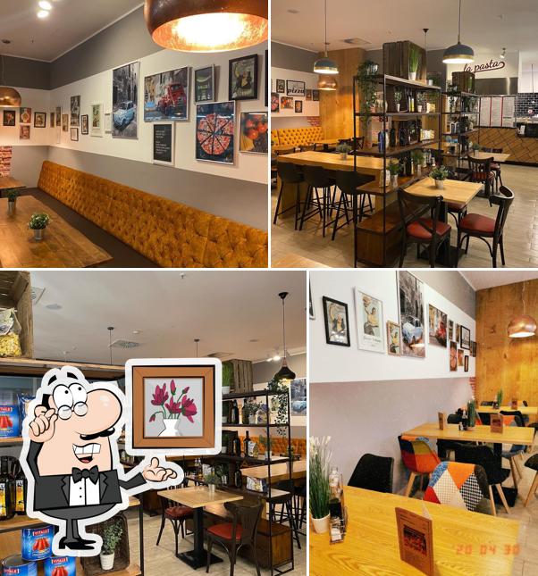 Installez-vous à l'une des tables de La Pasta