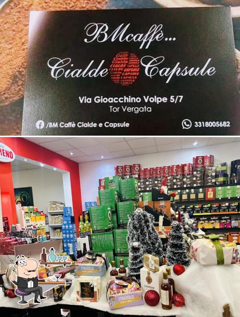 L'intérieur de bm caffè cialde e capsule