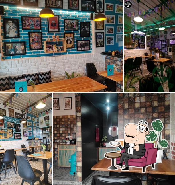 Check out how Cafe Radiohead looks inside