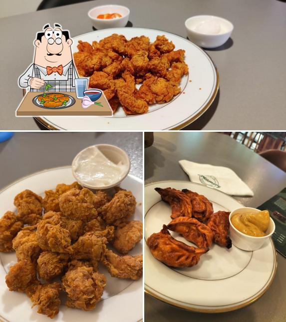 Chicken wings at CREAMERY