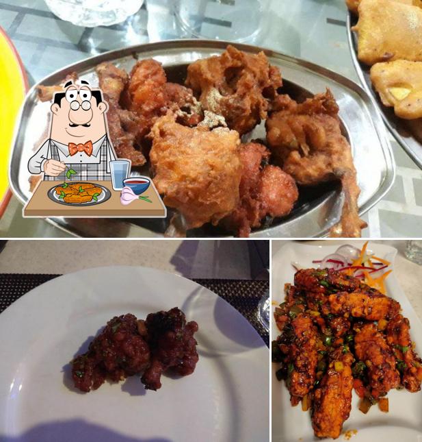 Chicken wings at Samrat RestauranT