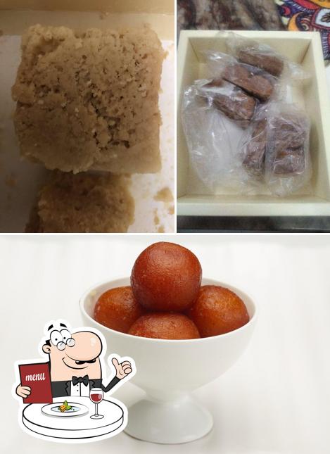 Food at G. Pulla Reddy Sweets