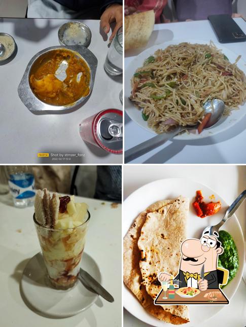 Pad thai at Indian coffee house Rewa
