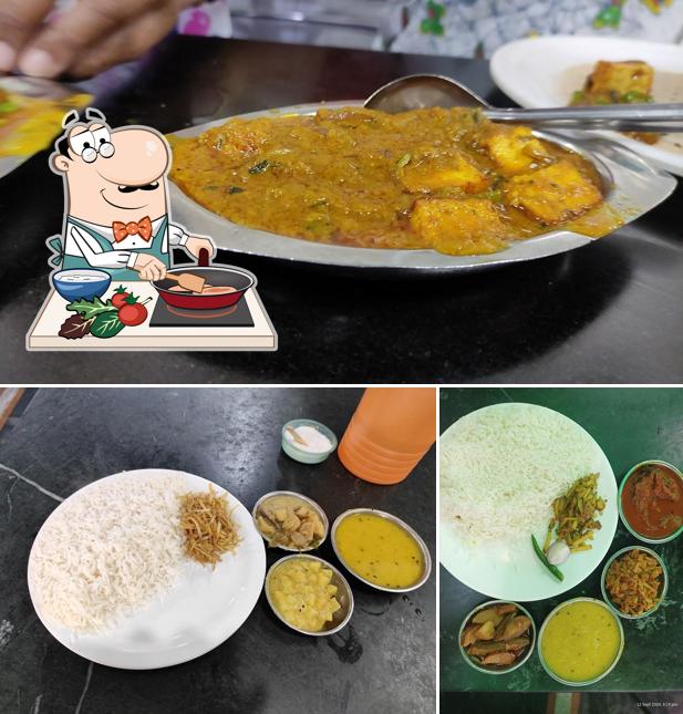 Chicken curry at Bidesh Ghar Restaurant