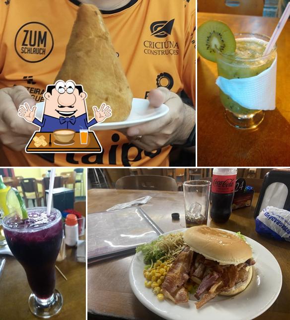 Sopa de moluscos em Adriano Lanches