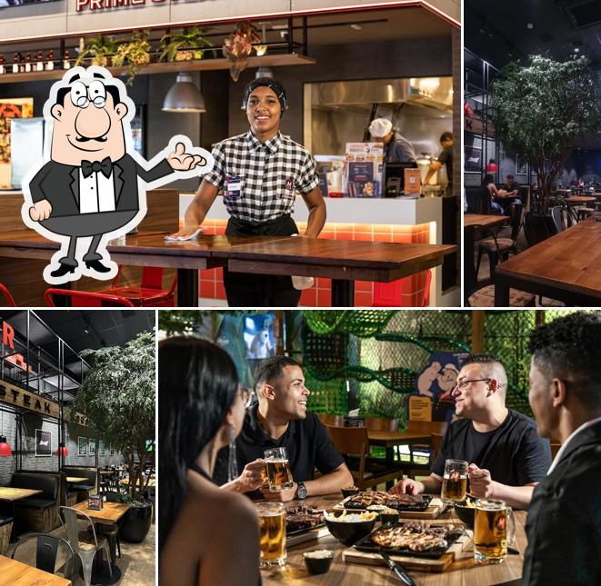O interior do Mania de Churrasco | Prime Steak & Burger