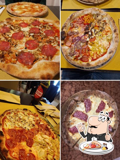 Ordina tra le molte varianti di pizza