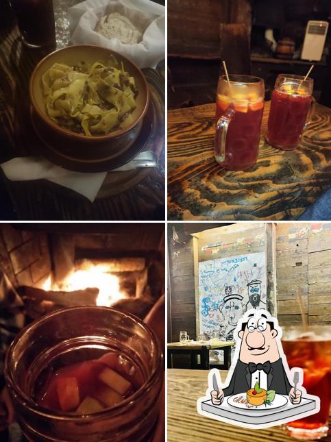 Cibo al Saloon of the Artists